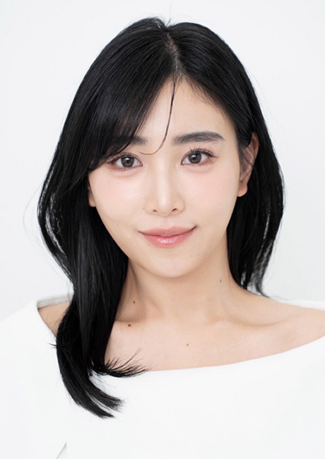 秋里 由佳